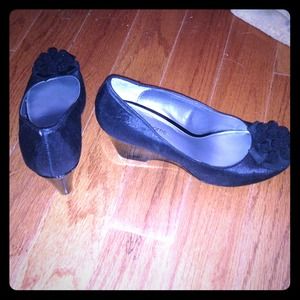Liz Claiborne black wedges