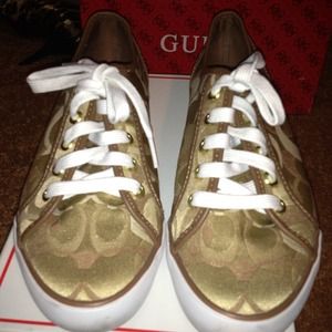 *Reserved*. Coach shoes! Excellent condition!