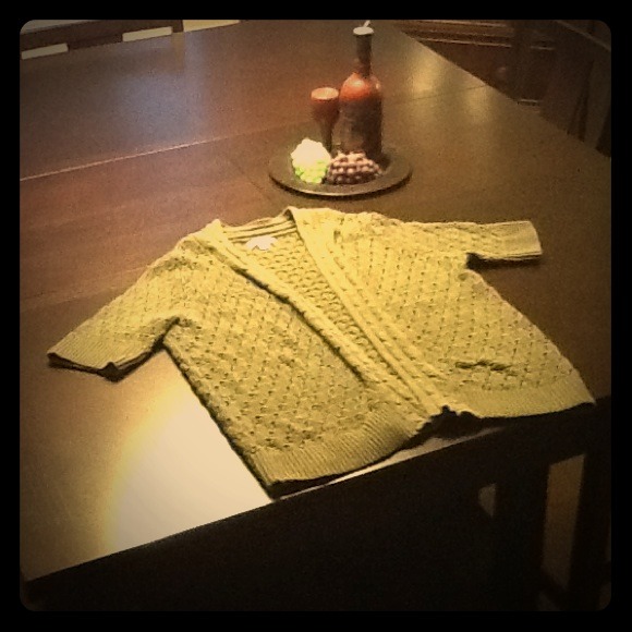 TRADED ✨✨Cardigan