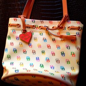 Dooney & Bourke Hand bag Dooney & Bourke Hand bag