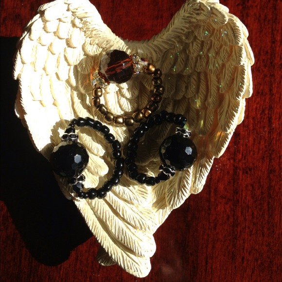 Ring - Picture 2 of 2