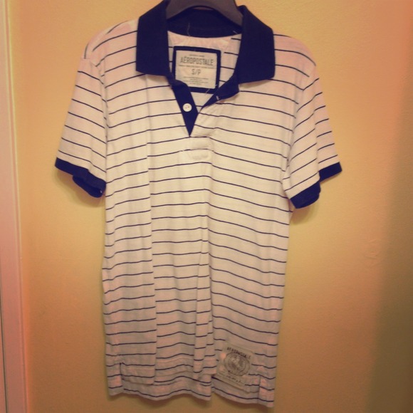 Men's size small Aeropostale polo!