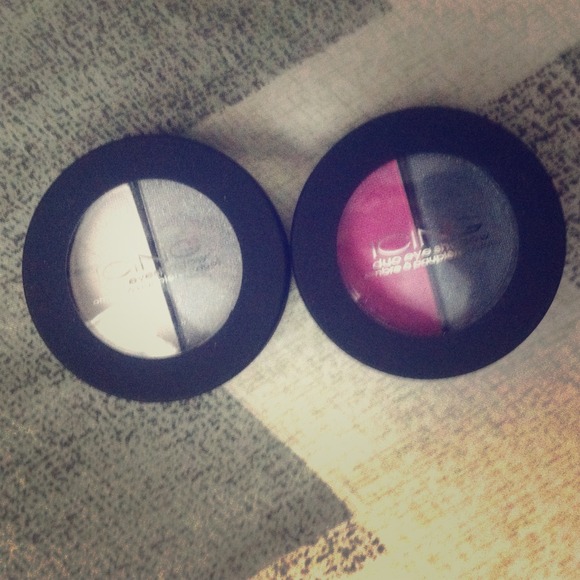 ★Traded @nana9169★ Two duo eyeshadows