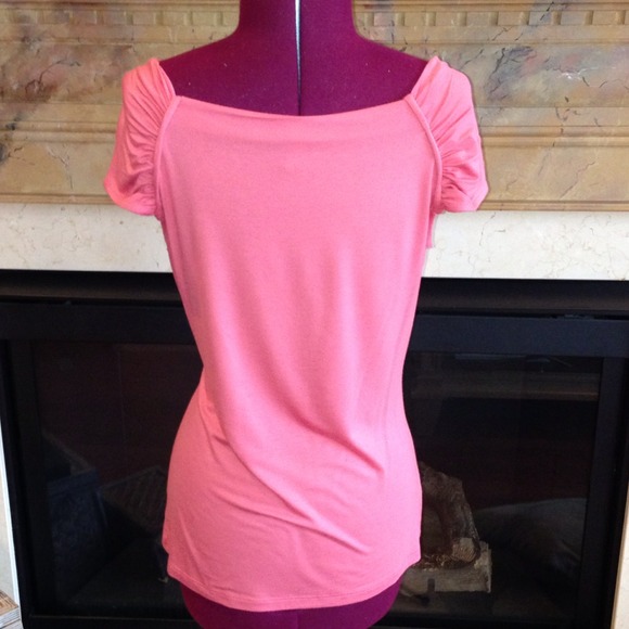Sold in bundle Ann Taylor Soft Drape Neck Cap - Picture 3 of 3