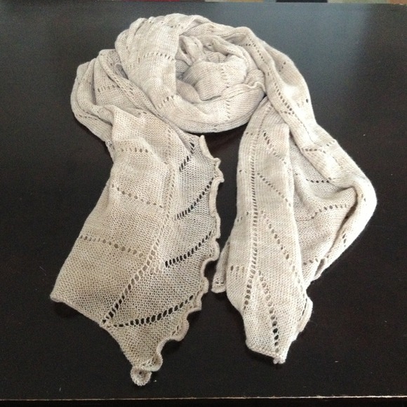 Extra long Gap scarf