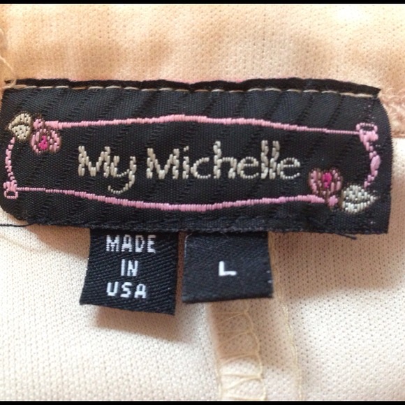 🚫SOLD🚫⭐Sparkly Tan Halter Dress⭐ - Picture 2 of 4