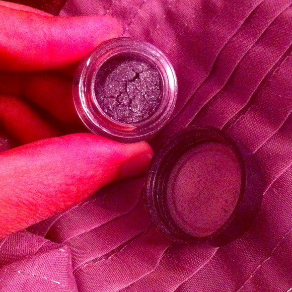 Dazzle dust lose powder eye shadow