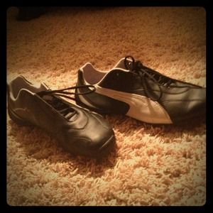 Black and silver puma sneakers