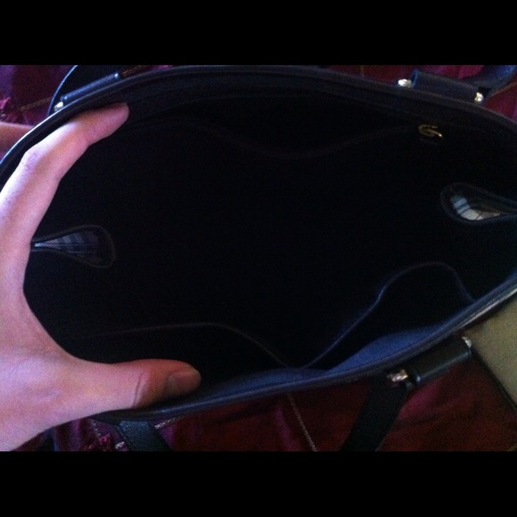 Authentic Burberry Eden - Picture 4 of 4