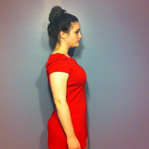 red dress - Picture 2 of 2