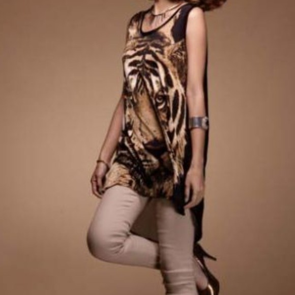 Tiger top