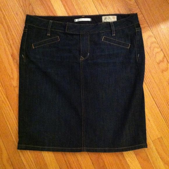 denim GAP skirt