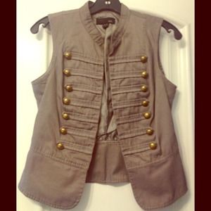 SOLD‼️ FOREVER21 Military Style Vest