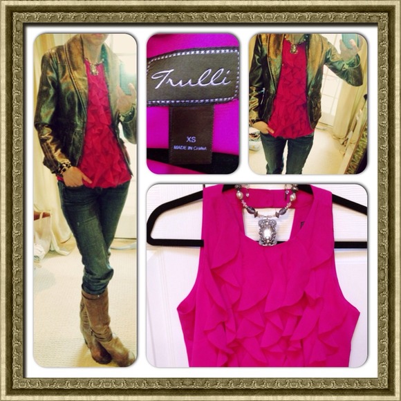 πSO Girly!! πRuffle cami β οΈFLASHπ¨βοΈπ°βοΈπ¨ - Picture 2 of 3