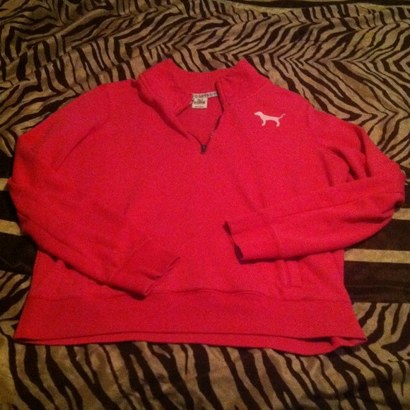 Vs half zip pullover