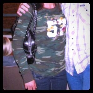 Lucky brand camo thermal