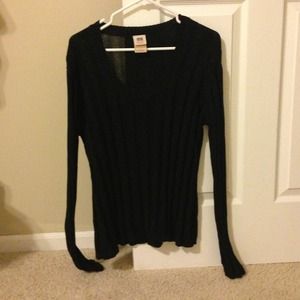 Black ribbed sweater