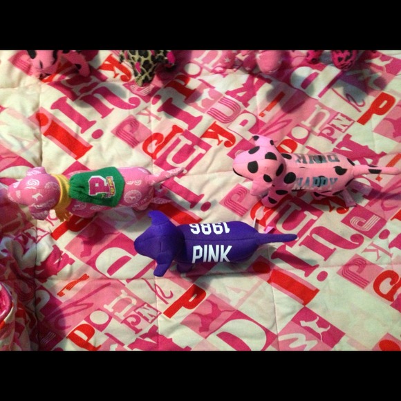 Reserved until 4/20 🚫🚫🚫6 Pink dogs - Picture 2 of 3