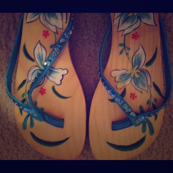 Yellow Box Blue Sandals