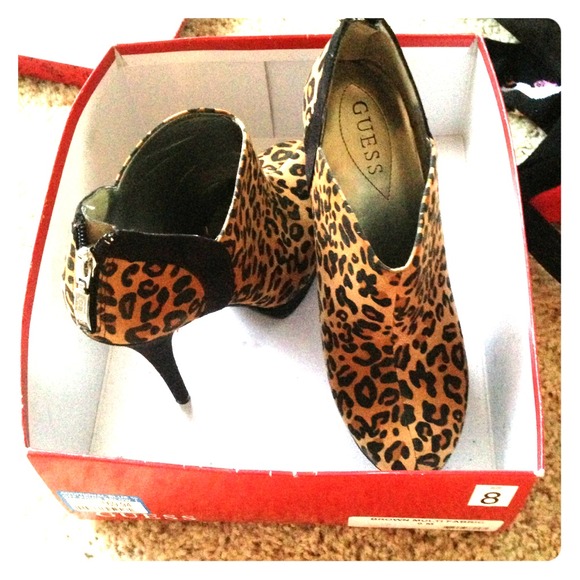 Guess cheetah print heels! Major Price Reduction!