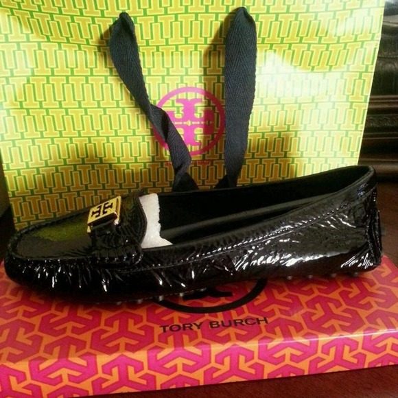 Tory Burch flats100% authentic
