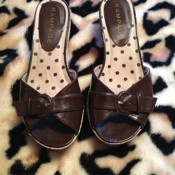 Brown wedges