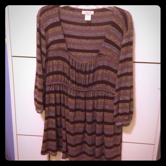 HOLD 1X Lightweight Sweater