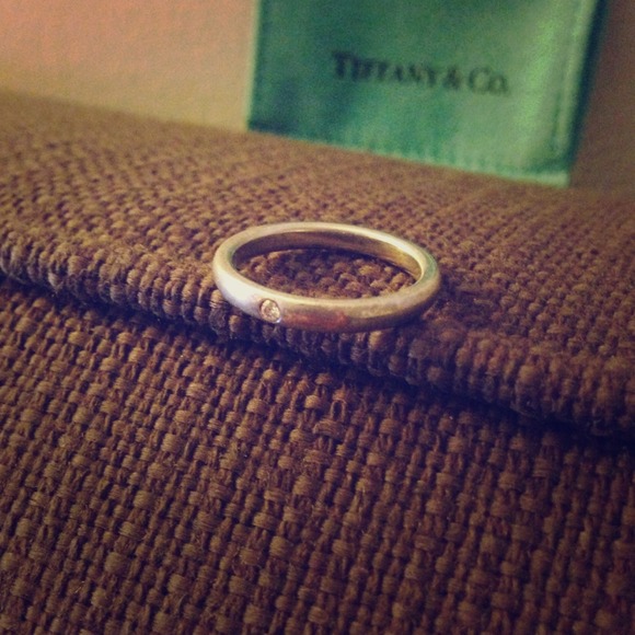 Tiffany Elsa Peretti ring with bag & box incl