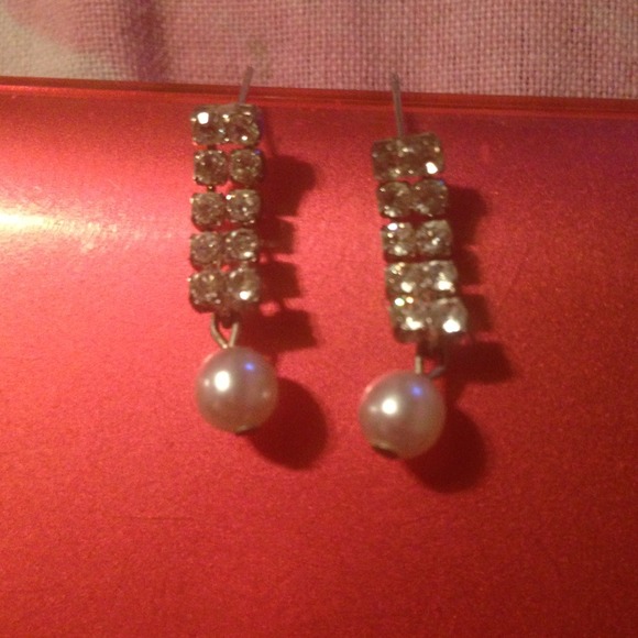 Rhinestone and learn dangly eat rings