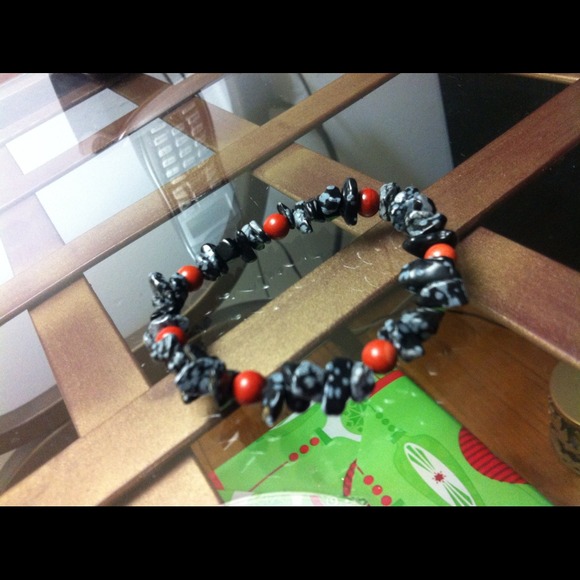 Red Snowflake Bracelet