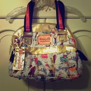 Cute authentic Betsey Johnson 'Betseyville' bag
