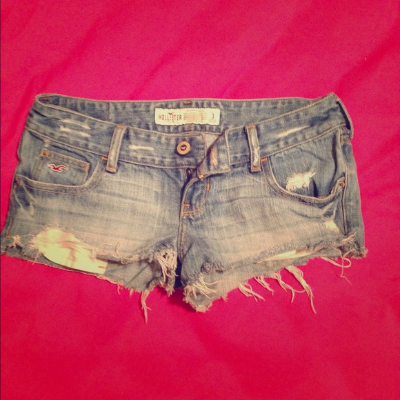 Hollister shorts!