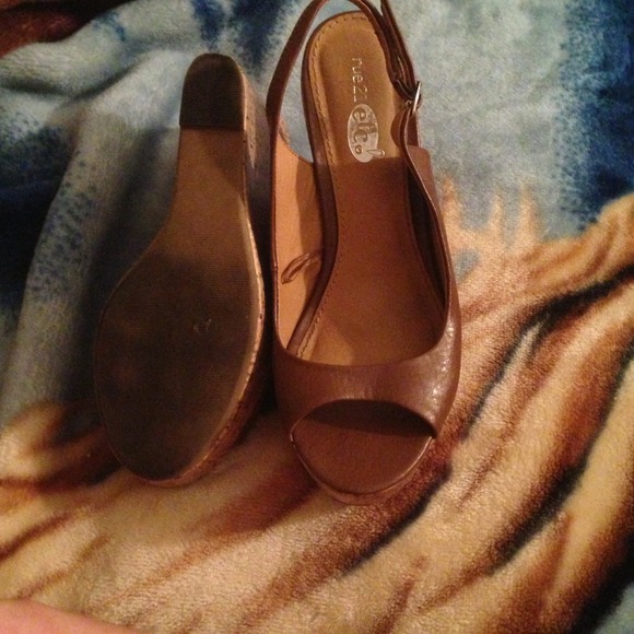 Wedges - Picture 3 of 3
