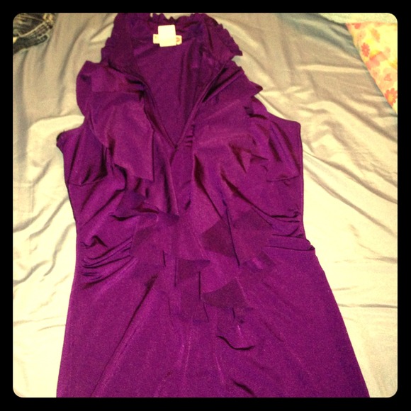 Spandex Purple ruffle tank top