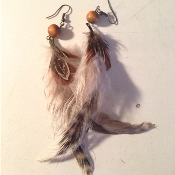 Feather Earrings - Picture 2 of 2