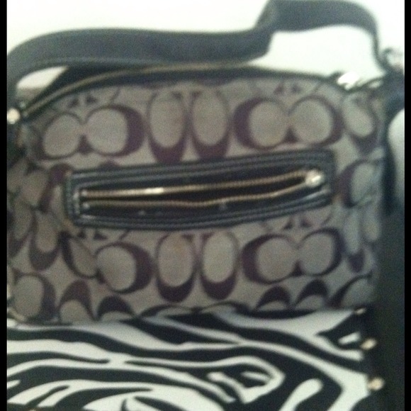 ❌SOLD❌. Authentic Coach handbag.❌SOLD❌ - Picture 2 of 4