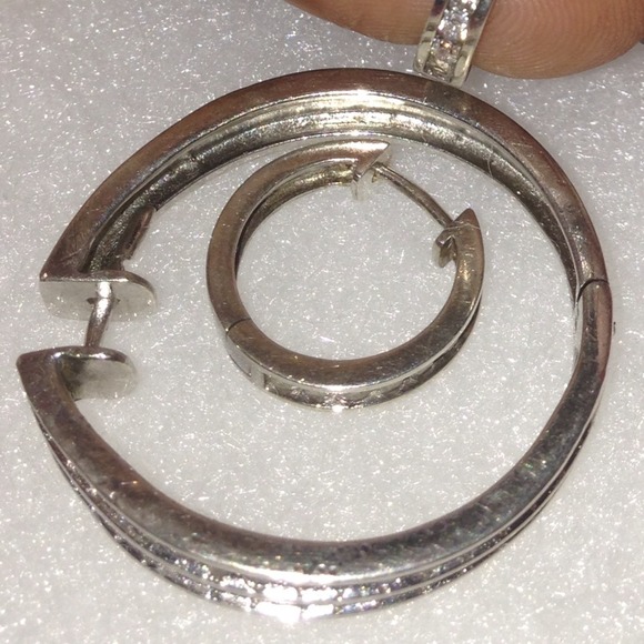 Sterling Sliver Diamond Ear Rings - Picture 2 of 2