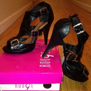 ⬇REDUCED⬇ Rouge black silver buckle