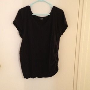 Motherhood maternity black V-neck tee