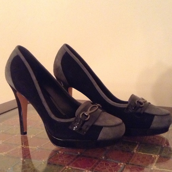 JUST REDUCED White House Black Market never worn.