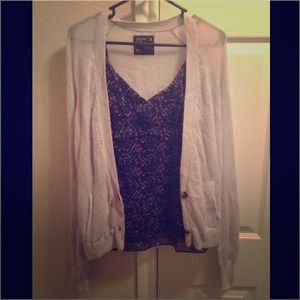 🚫SOLD IN BUNDLE AE tank and cardigan