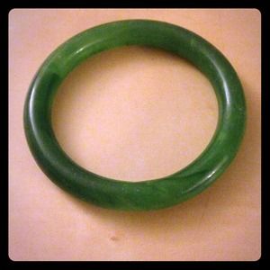 🌹🌼Green Glass Bangle bracelet🌼🌹🌸💐