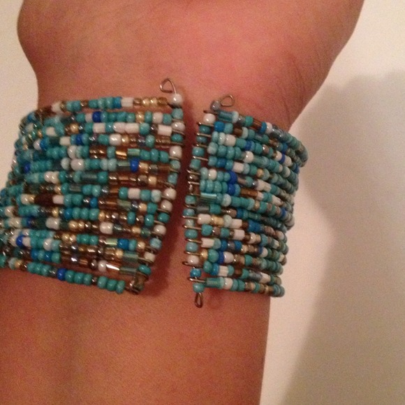 Large bracelet - Picture 2 of 3