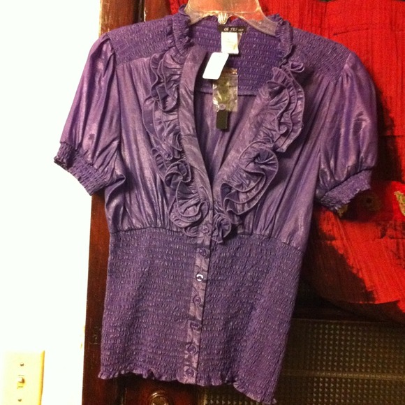 Beautiful purple top brand new