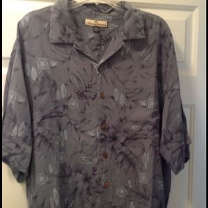 Mens XL Tommy Bahama Shirt