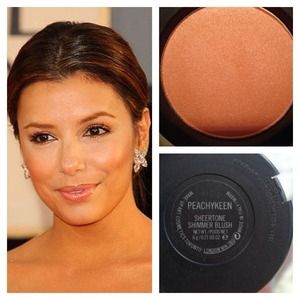 100% authentic MAC "Peachykeen" Blush -BNIB