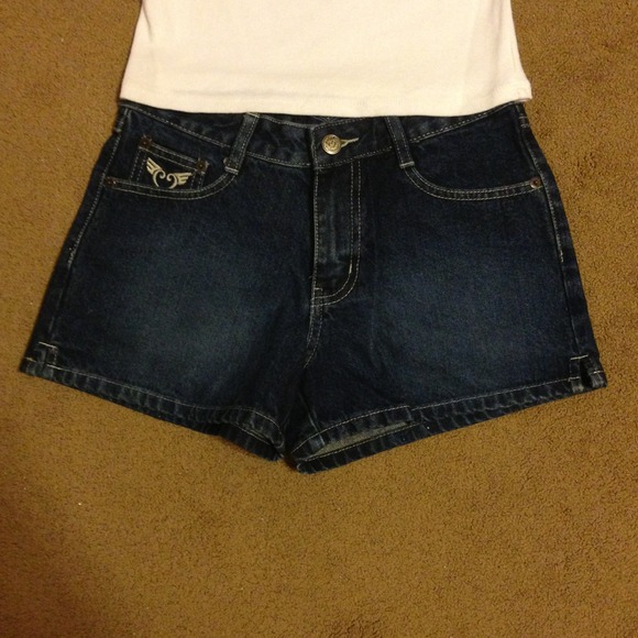 ✨NWOT Angels Shorts Only✨DKNY Top has sold. Sz 1. - Picture 3 of 4