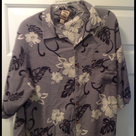 Mens XL Tommy Bahama Shirt
