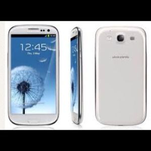 Galaxy s3 AT&T. Only used it for 2 months.