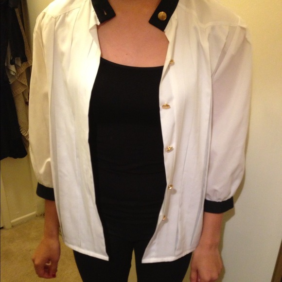 Black and white vintage blouse